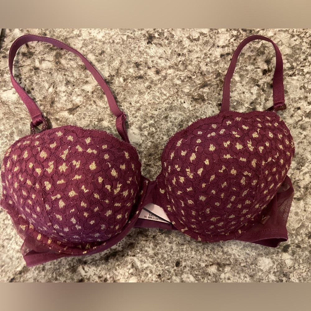 Never Worn Victoria Secret Bra